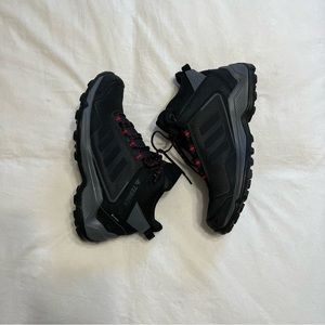 ADIDAS TERREX HIKING BOOTS